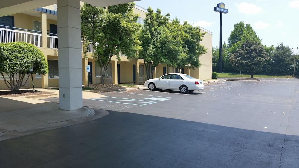 Days Inn By Wyndham Chattanooga/Hamilton Place Exterior photo