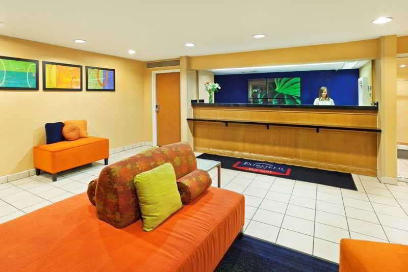 Days Inn By Wyndham Chattanooga/Hamilton Place Exterior photo